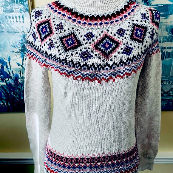 Old Navy Sweaters - OLD NAVY SWEATER